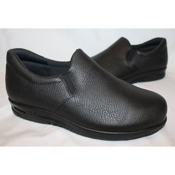 SAS Women's Patriot Slip-Resistant Black Slip On Non Slip Shoes 6.5 WW NIB $190 - Picture 3 of 6